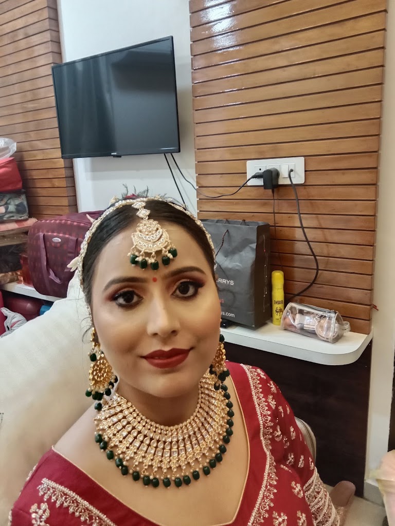 Fair Glow Beauty Parlour