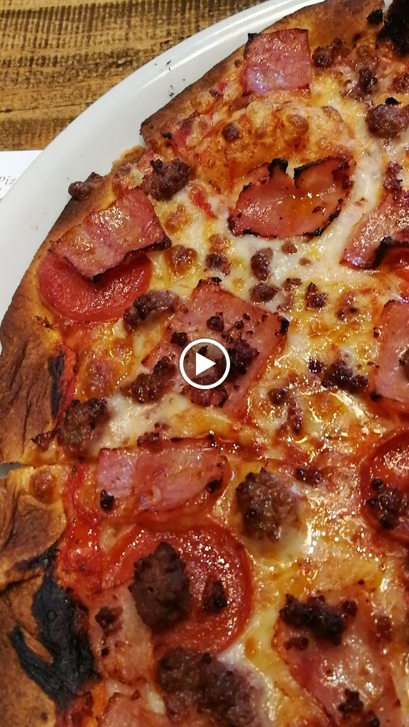 Pizzeria Carlos El Prat — Videos