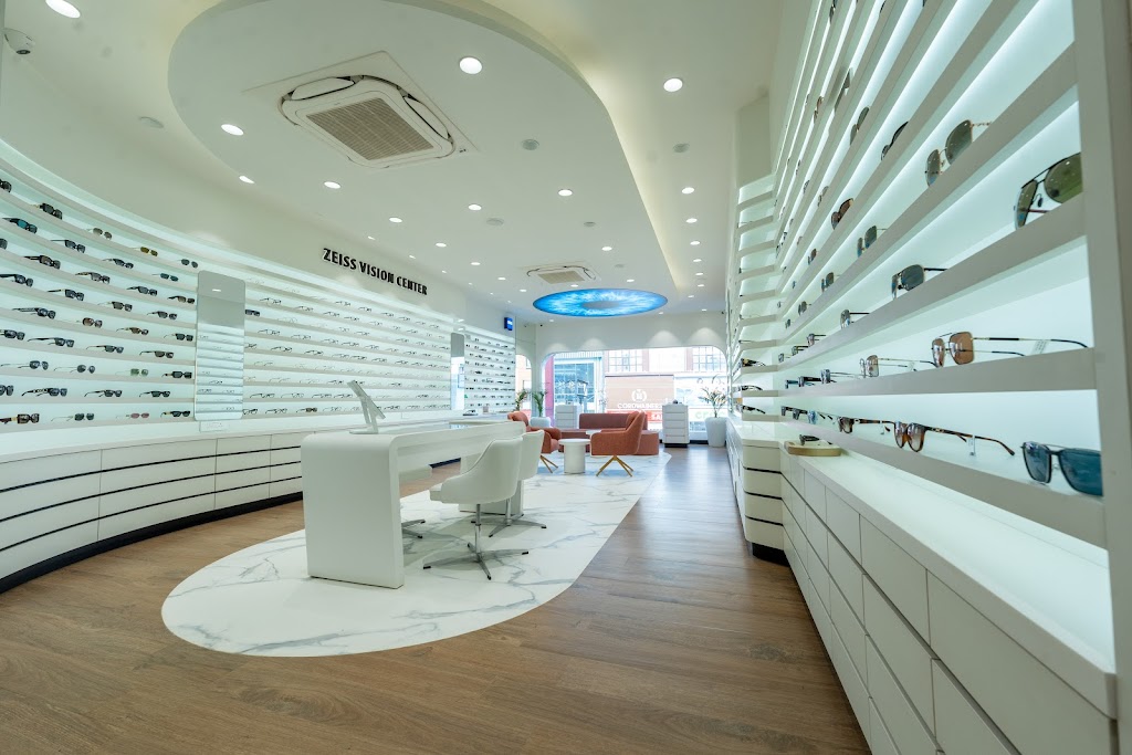 Zeiss Vision Center Model Town By Occhiali Opticals