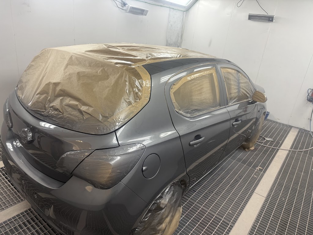 Taller de chapa y pintura en El Arahal | DL