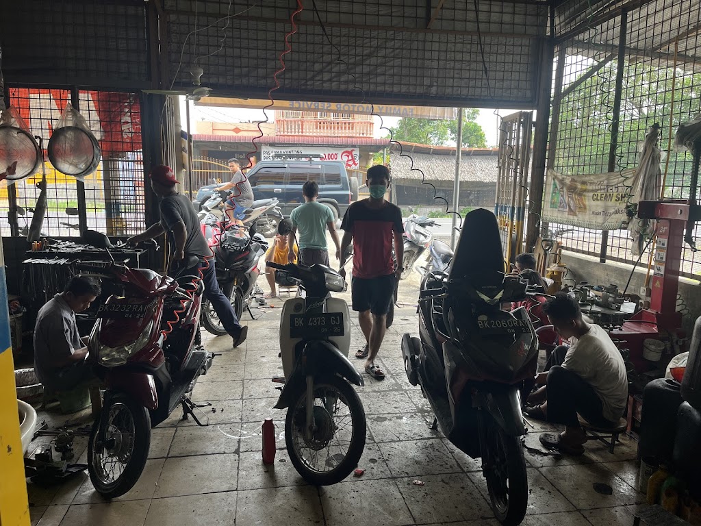 FAMILY MOTOR SERVICE