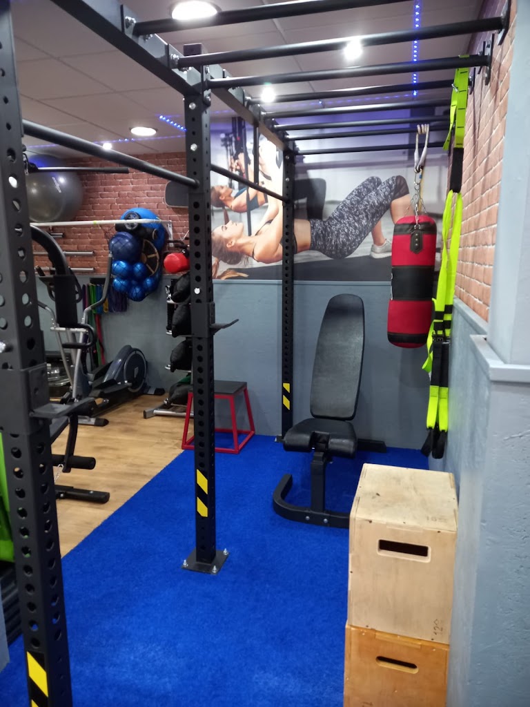 LIFE CENTER Centro deportivo para chicas