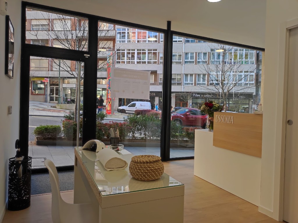 ESSENZA by Paula Loureiro | Estetica Avanzada — Del propietario