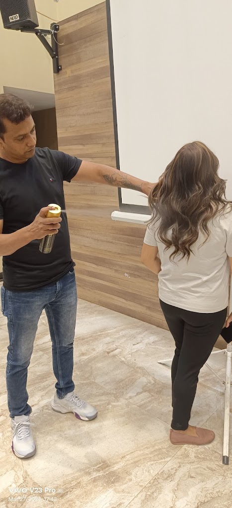 Abhijeet Art The Unisex Salon