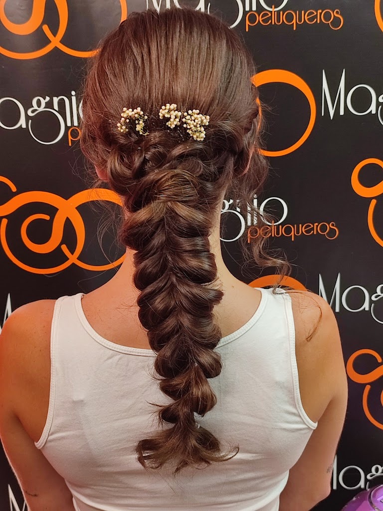 Magnio Peluqueros