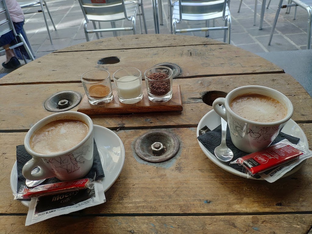 Pub Burdina — Capuchino