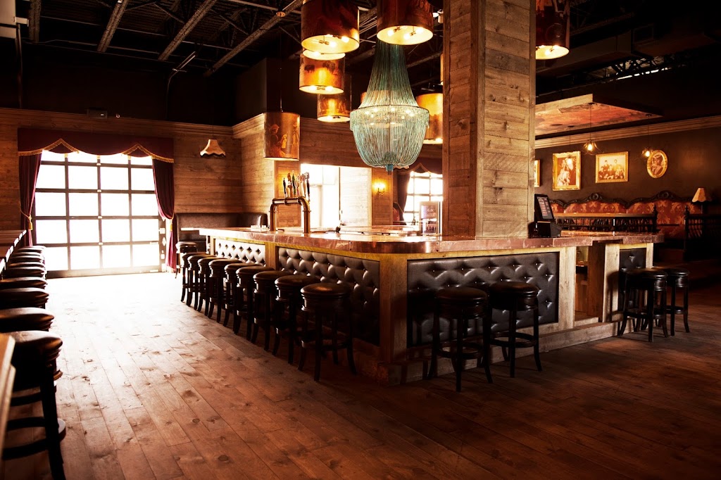 Jack Saloon DIX30 in Brossard