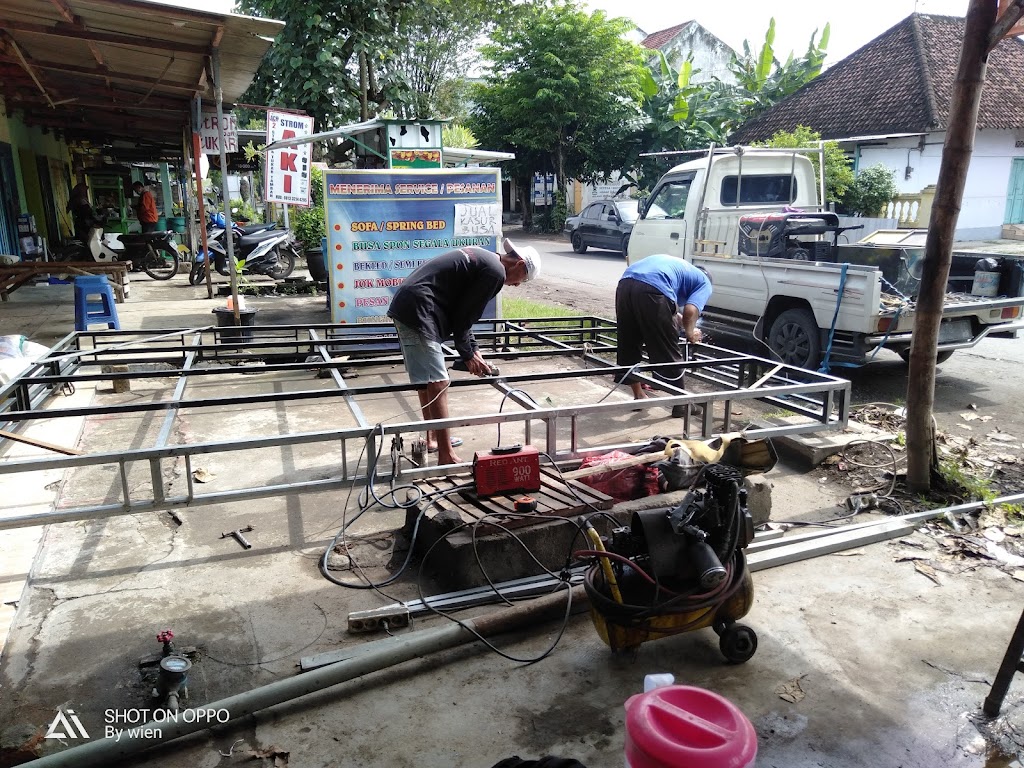 Merdeka Jok & Meubel 2