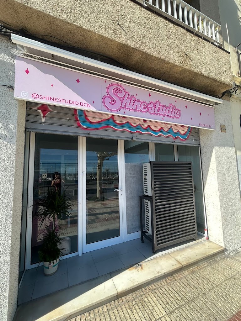 Shine studio — Exterior