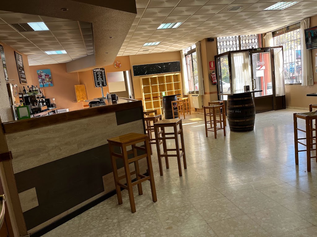 Restaurante Cafeteria Pabellon Ferial — Ambiente