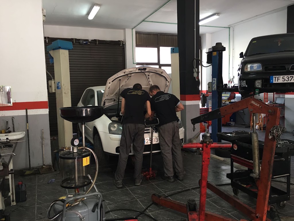 Speed Garage Tenerife — Interior