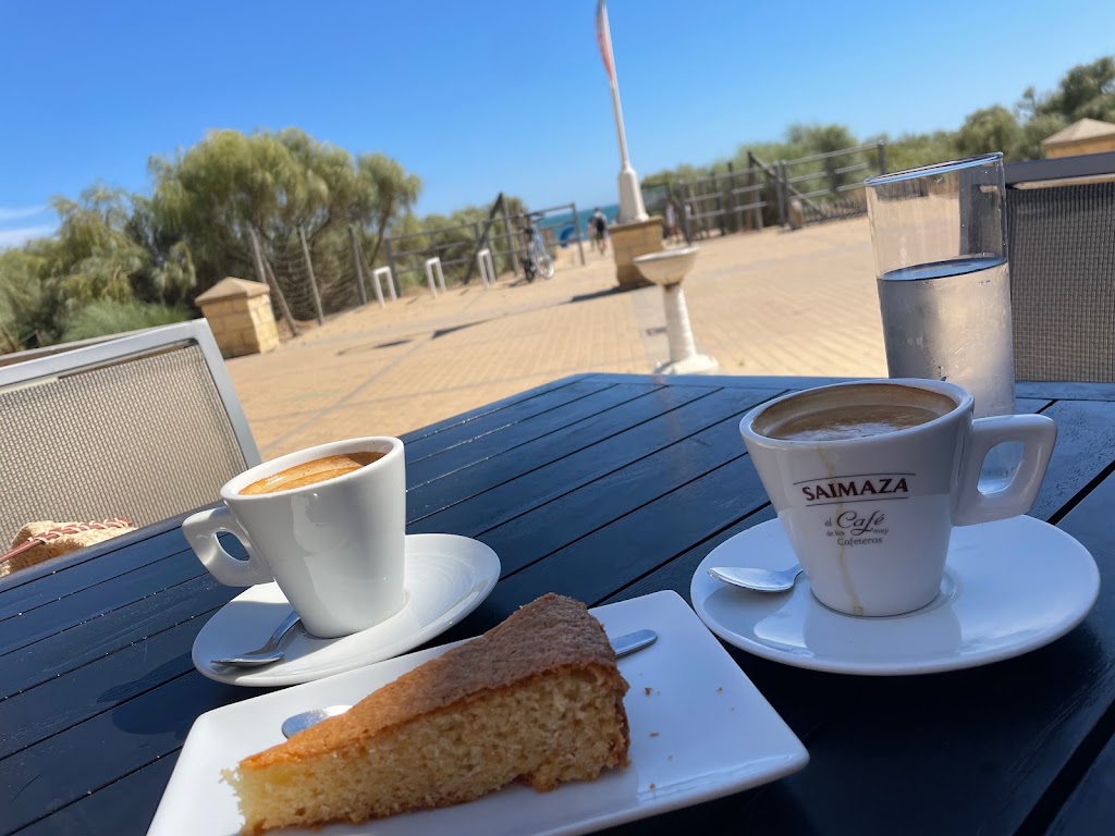 Medano Bar — Comida y bebida