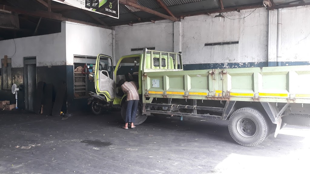 "Anda" Bengkel Mobil