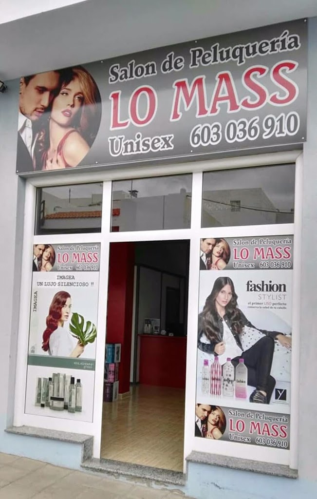 Lo Mass — Exterior