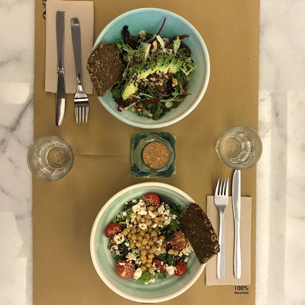 Cafe Riutort — Comida y bebida