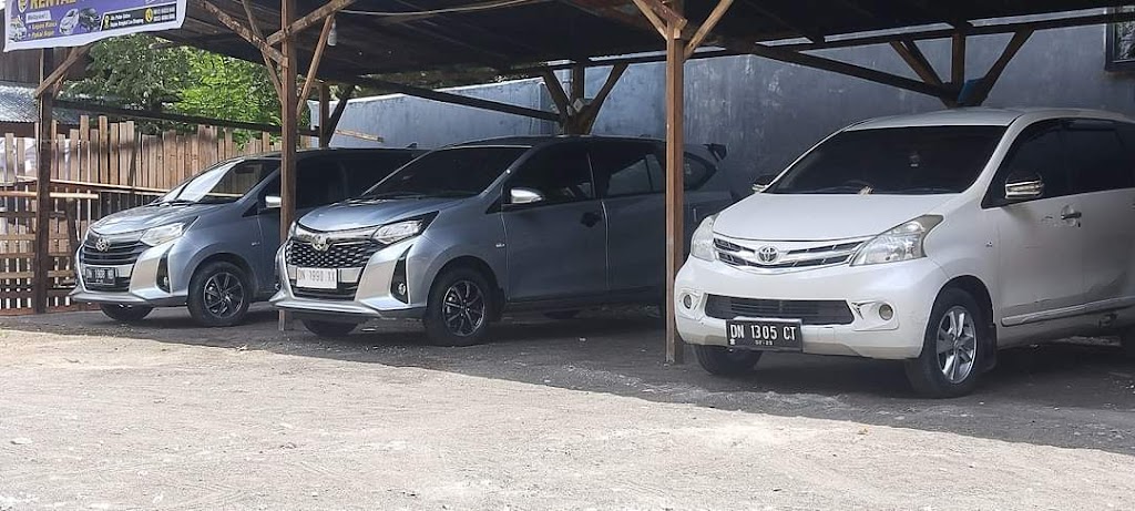 Rental mobil luwuk R23