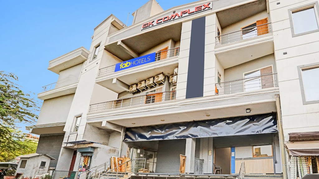 Fabhotel Gk Residency Hotel Near Tuglakabad Railway Station New Delhi