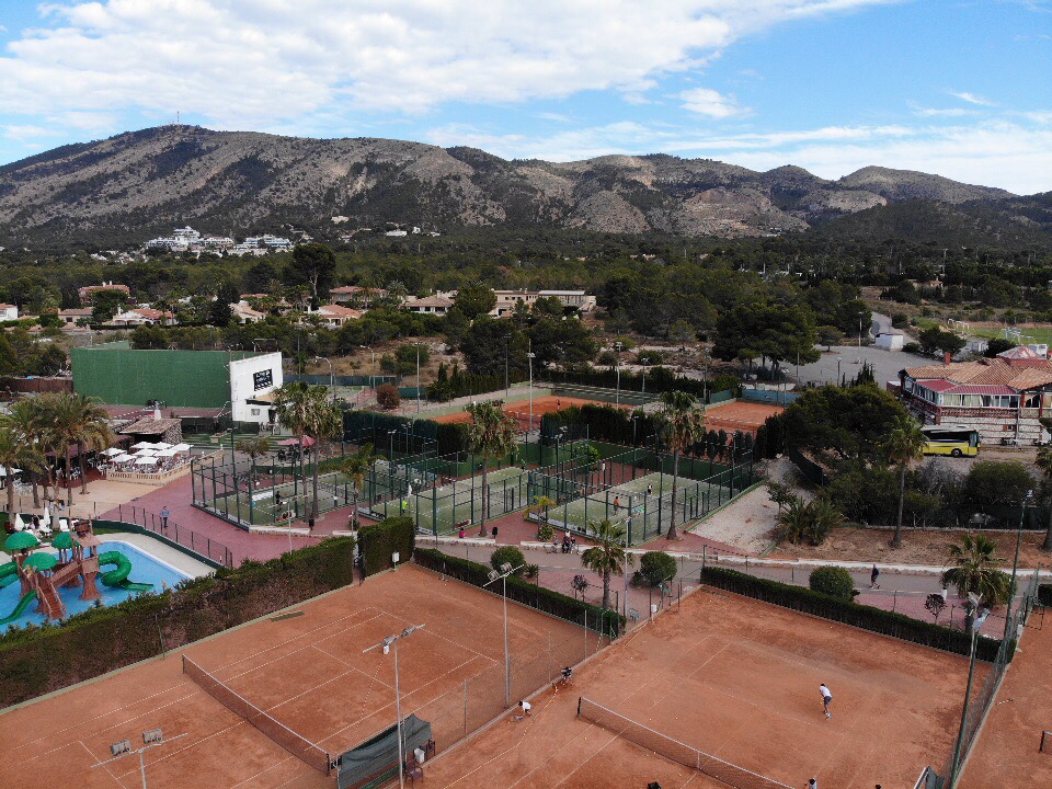 Club De Tenis Ch2 La Marina | Tennis & Padel
