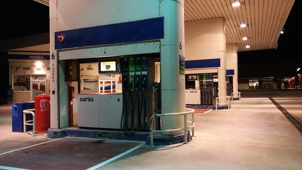 Q8 Gasolinera Amposta — Exterior