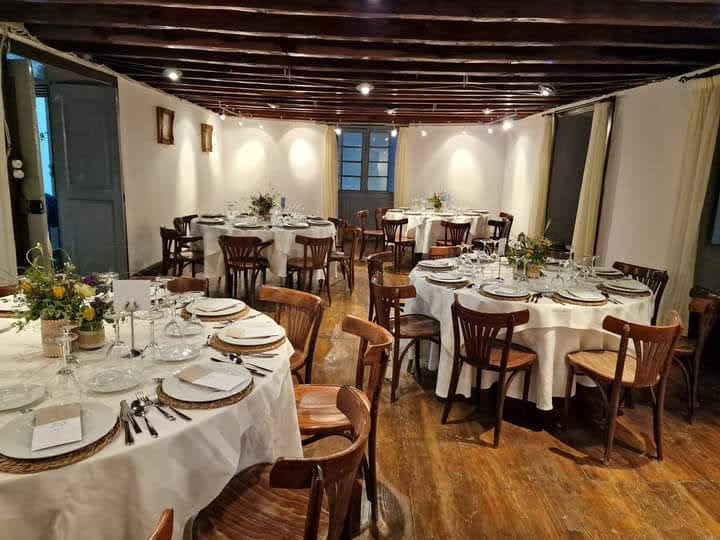 Restaurante Tasca los 5 sentidos — Ambiente