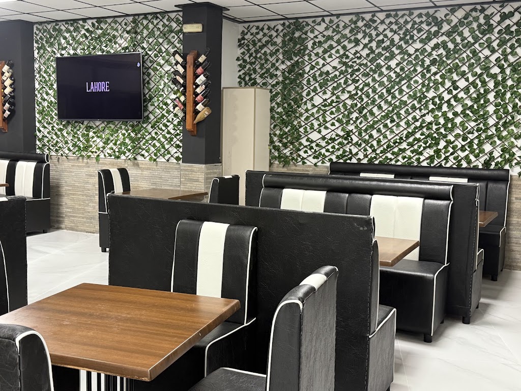 Nuevo Restaurante Punjab Puzol — Ambiente