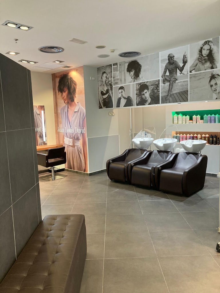 Jean Louis David - Peluqueria Badalona — Del propietario