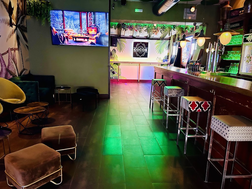 Cocos Bar de Aventuras — Ambiente