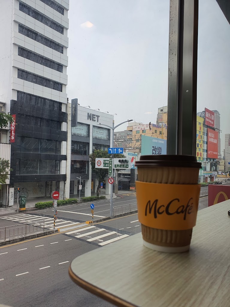 麥當勞-高雄五福餐廳 的照片