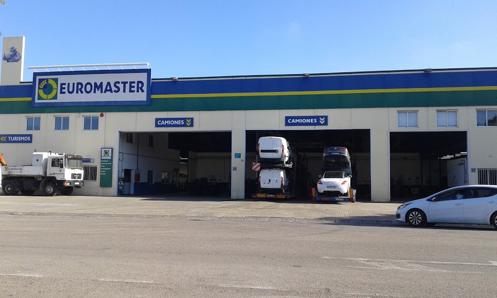 Euromaster Riba-Roja — Exterior