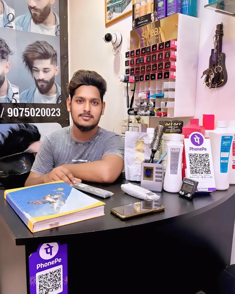 Cut2Cut2 Unisex Salon