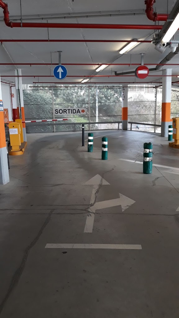 Parking Mercat Gava — Signo