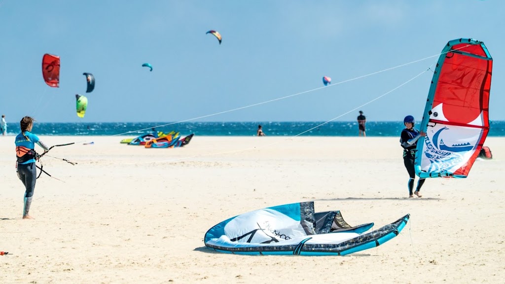 Free Your Mind Experience - Kitesurf, surf &yoga