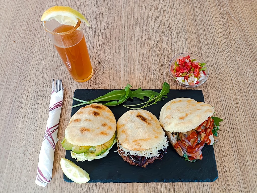 El Mundo Bubble — Comida y bebida