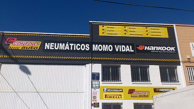 Neumaticos Momo Vidal