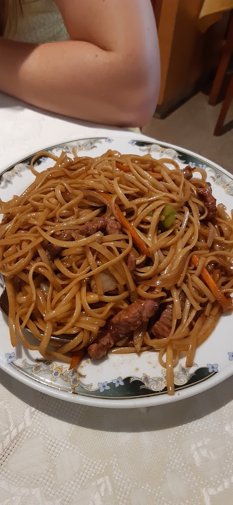 Restaurante Chino Mediterraneo — Comida y bebida