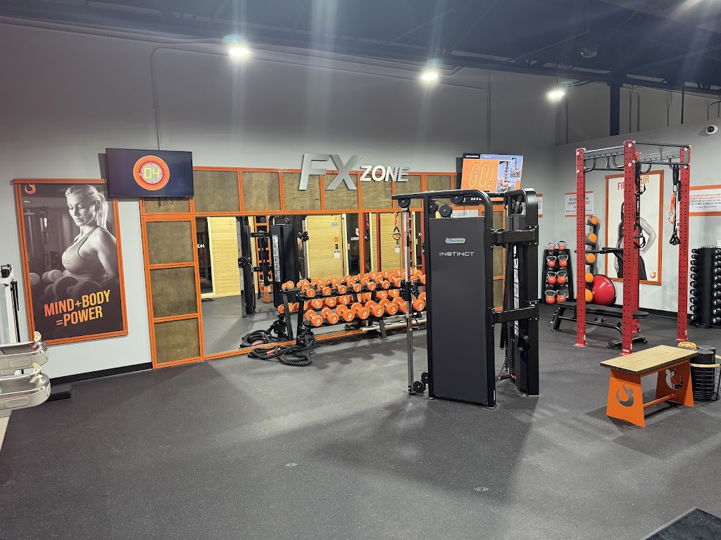  HOTWORX- Estero ( University Village