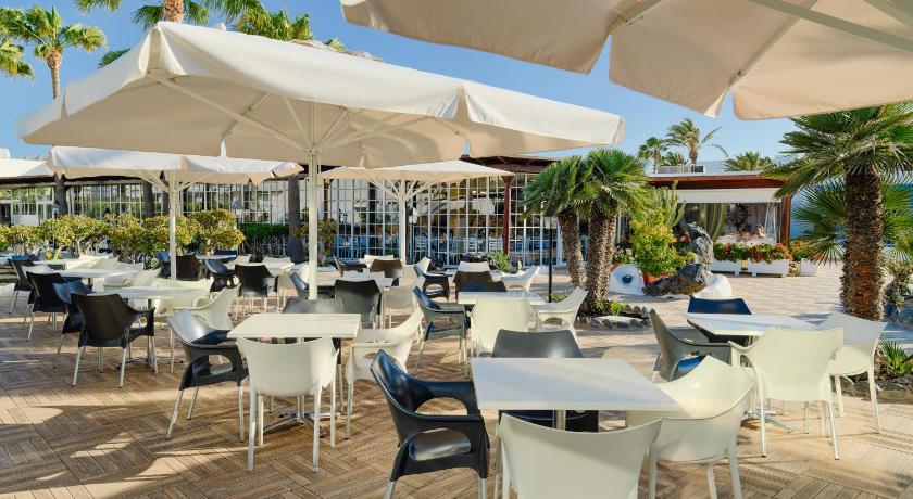 H10 Lanzarote Gardens Pool Bar