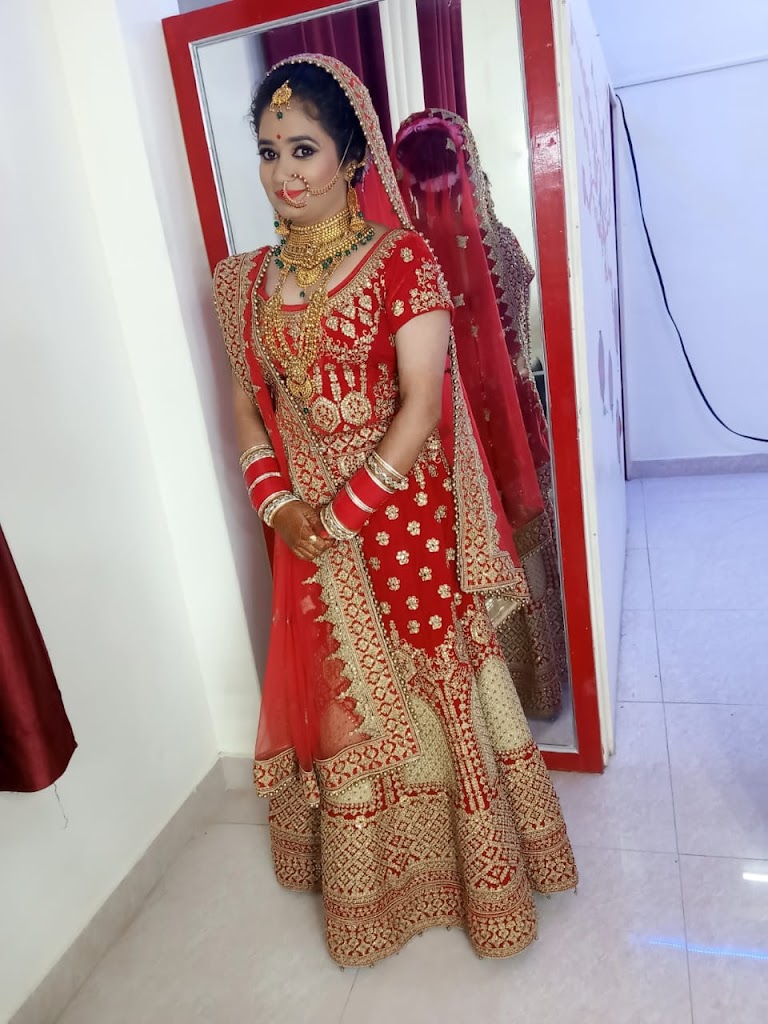 Sunglorius Beauty Salon For Women And Men