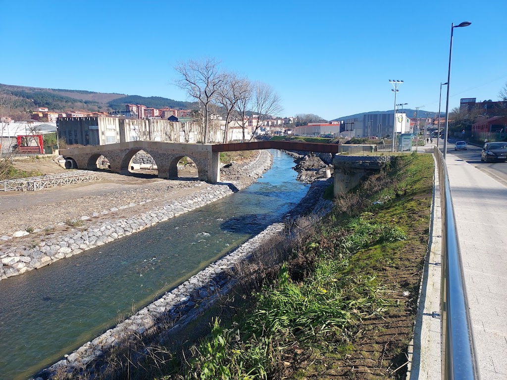 Puente del mercadillo - Merkadilloko zubia
