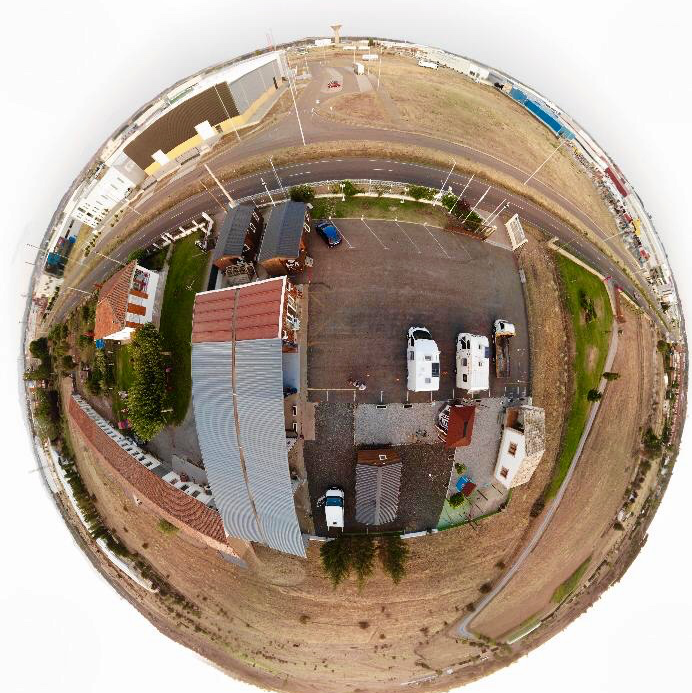 Area privada de Autocaravanas de Leon.Camper park