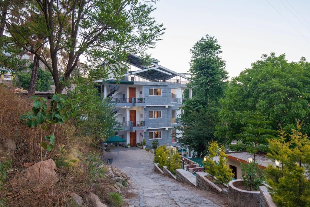 Alaya Stays By Elivaas Livelife 2 Bhk Apartment In Kasauli