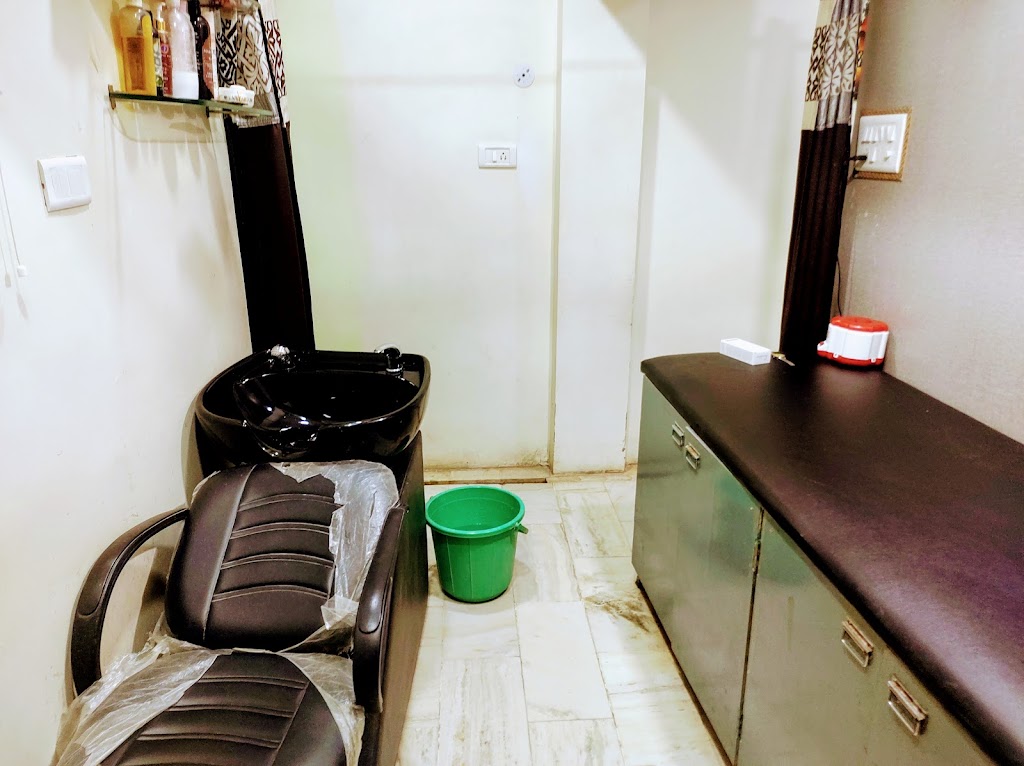 Anupam Beauty Parlour