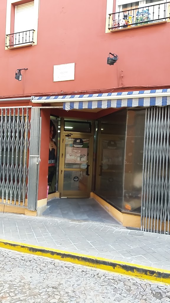 Peluqueria Mixta Alfonso — Exterior