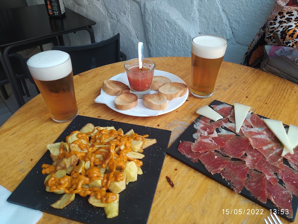 El Patio de Jonas — Comida y bebida