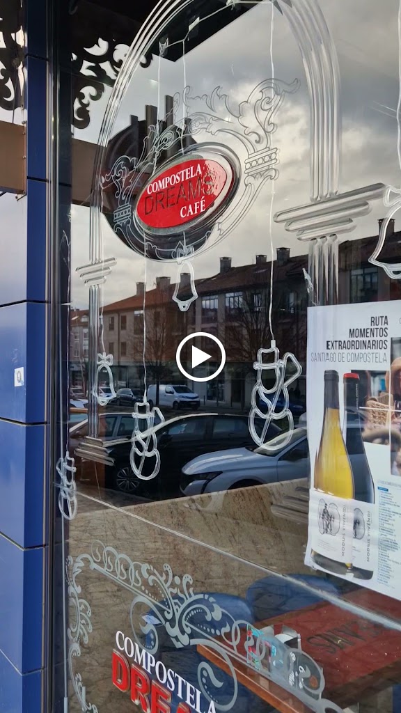 Compostela Dreams CAFE - Bar en San Lazaro — Videos