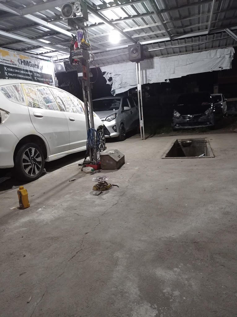 BENGKEL VARIASI HM GARAGE