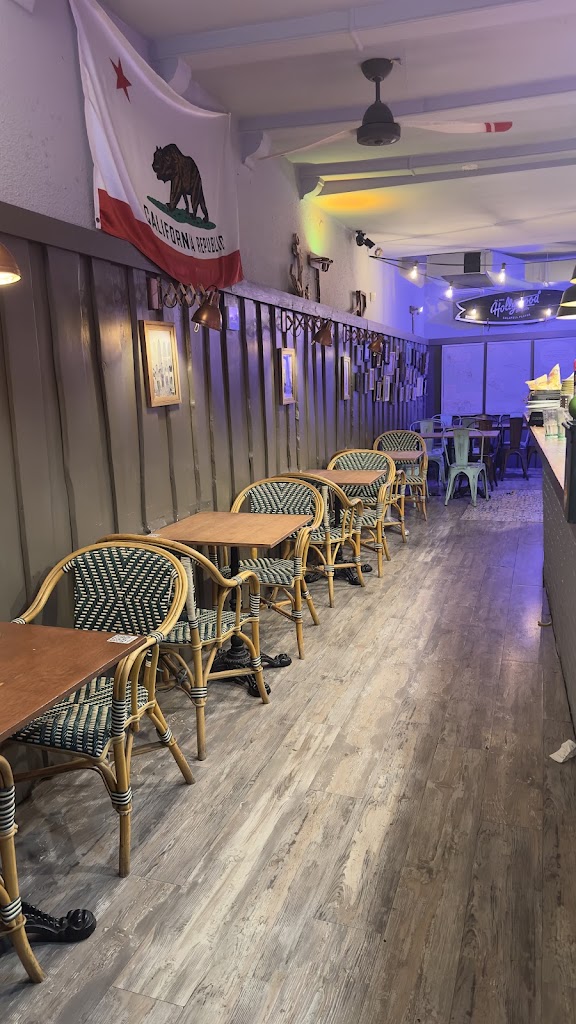 Hollywood Beach l Restaurante Calafell — Ambiente