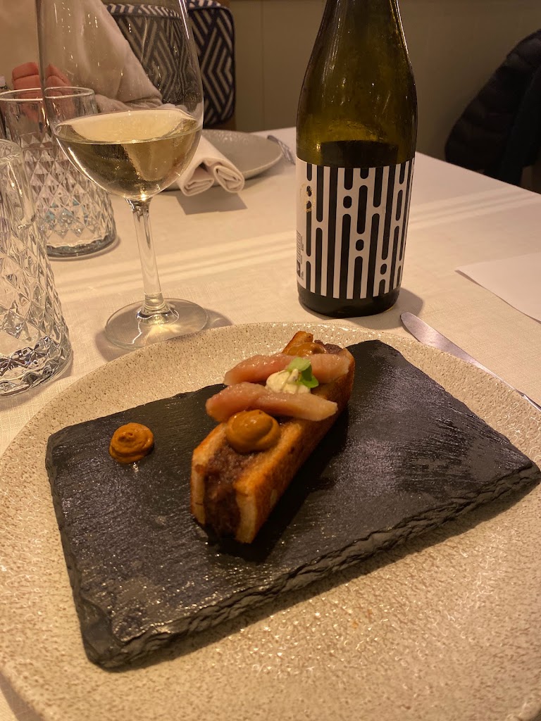 Vino & Mas Shop — Vino
