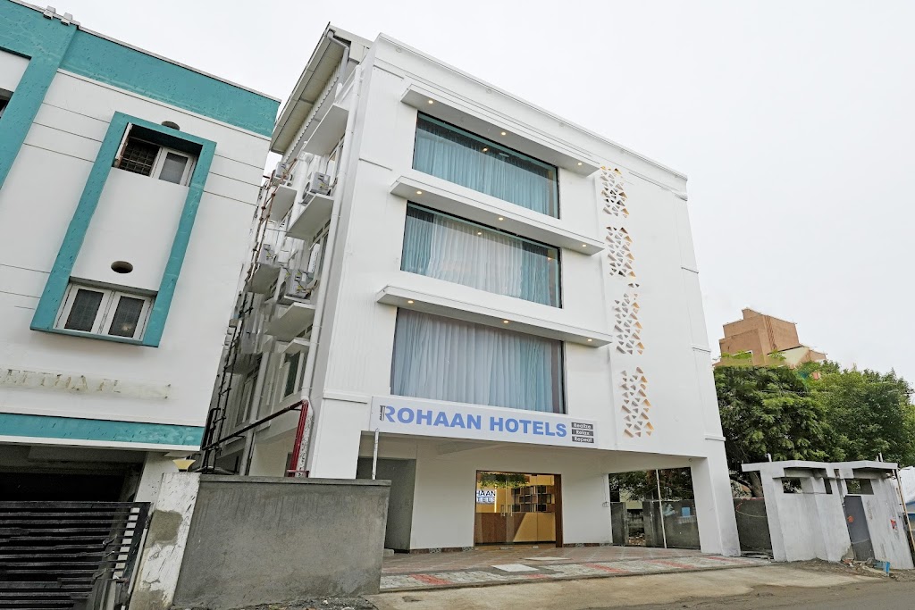 Rohaan Hotels Medavakkam By Upar