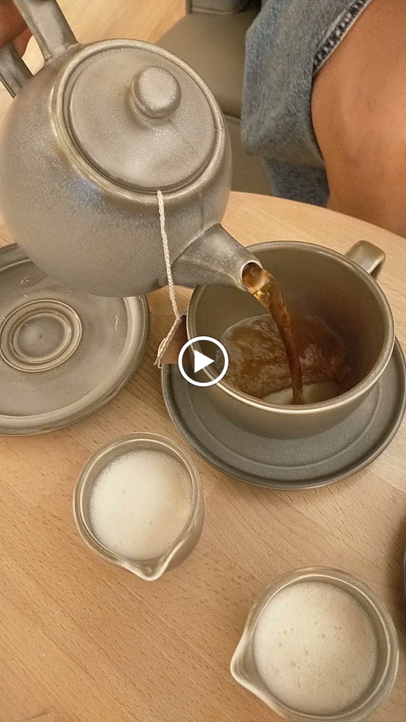Nareta Cafe & Gou Pastisseria — Videos